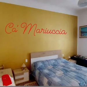 ca-mariuccia-appartamento-a-un-passo-dal-mare.hotelitalianriviera.com/